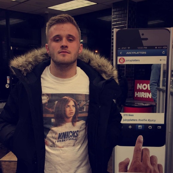 Meet your Posher, Alex - Picture 1 of 1